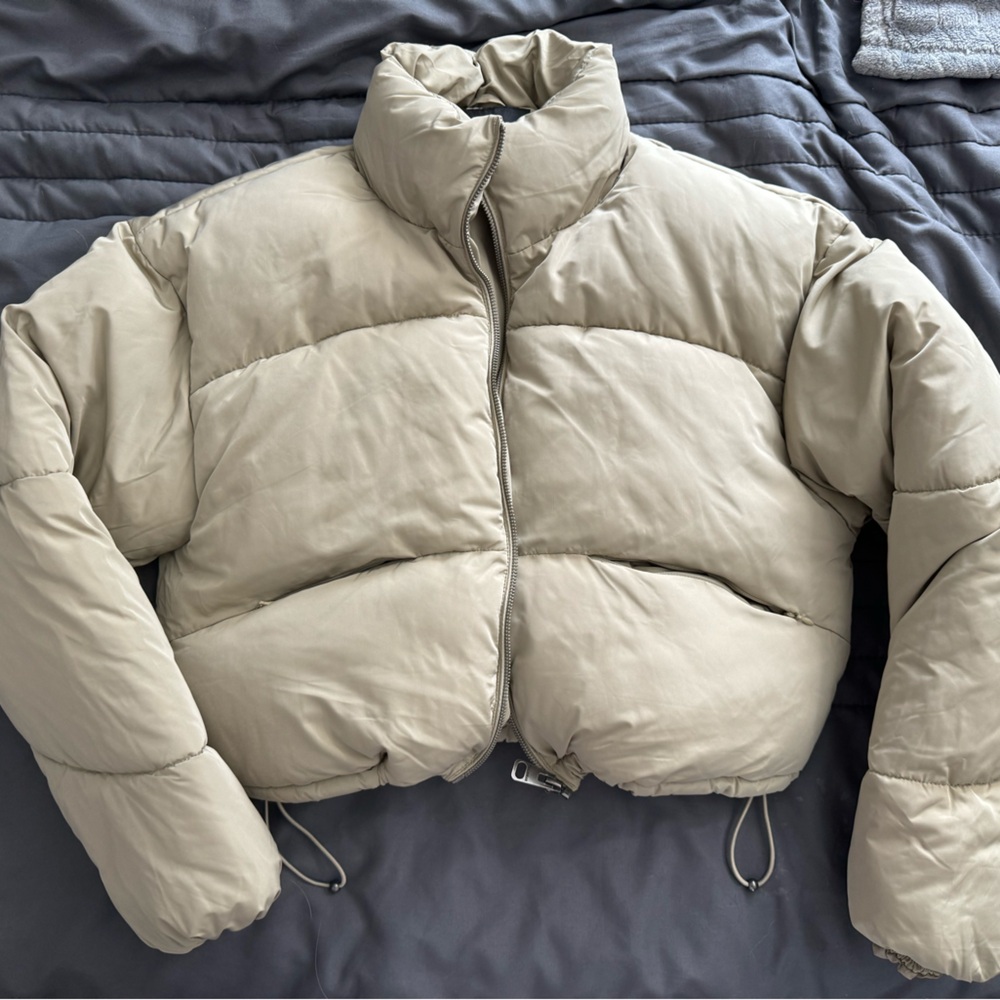 Cropper Puffer Jacket - Picture 2 of 5